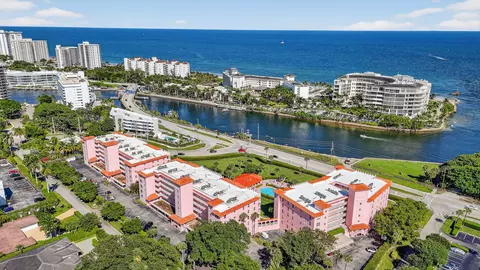 1040 Banyan Rd #4060, Boca Raton, FL 33432