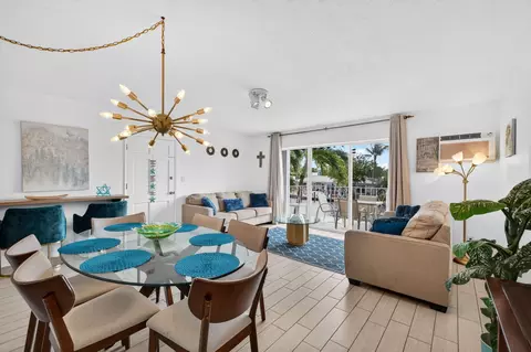 2830 NE 30th St #19, Fort Lauderdale, FL 33306