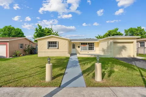 3921 NW 35th Ter, Lauderdale Lakes, FL 33309
