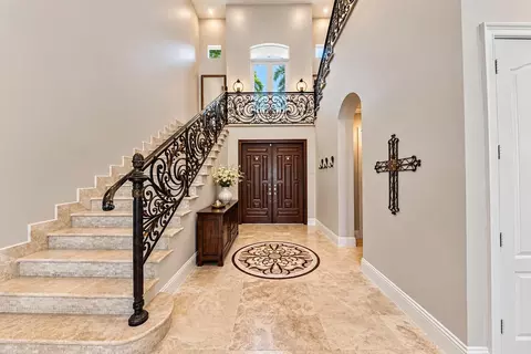 Entry Way - 2311 NE 35th St, Lighthouse Point, FL 33064 photo 2 of 3
