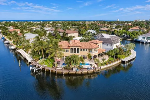 View/Area - 2311 NE 35th St, Lighthouse Point, FL 33064 photo 1 of 5