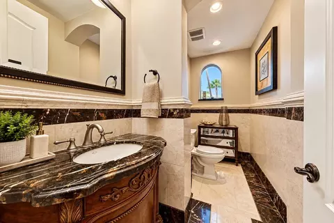 Bath - 2311 NE 35th St, Lighthouse Point, FL 33064 photo 10 of 10