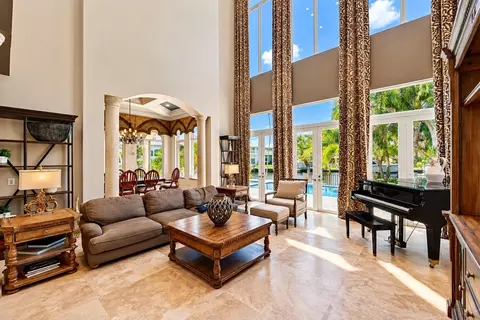 Living - 2311 NE 35th St, Lighthouse Point, FL 33064 photo 2 of 5