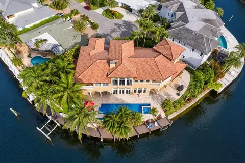 View/Area - 2311 NE 35th St, Lighthouse Point, FL 33064 photo 4 of 5