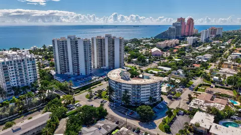 3250 NE 28th St #104, Fort Lauderdale, FL 33308