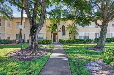 12510 Vista Isles Dr #1212, Sunrise, FL 33325