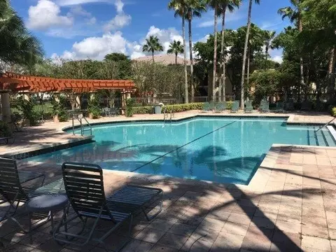 4163 N Haverhill Rd #1211, West Palm Beach, FL 33417