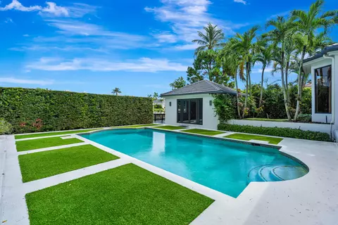 Exterior - 414 Mariner Dr, Jupiter, FL 33477 photo 5 of 9