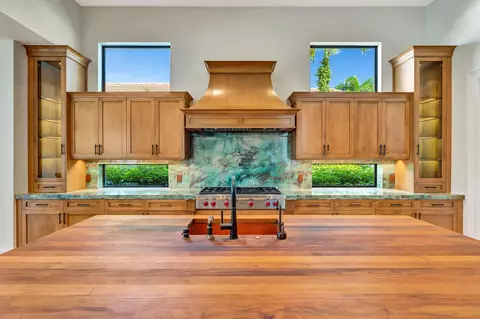 Kitchen - 414 Mariner Dr, Jupiter, FL 33477 photo 2 of 4