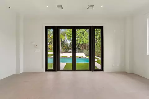 Living - 414 Mariner Dr, Jupiter, FL 33477 photo 8 of 8