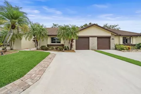 137 Meander Cir, Royal Palm Beach, FL 33411