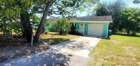 2716 Navajo Ave, Fort Pierce, FL 34946