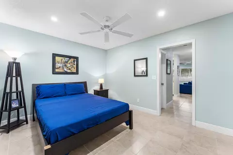 Bedroom - 301 E Mcnab Rd #113, Pompano Beach, FL 33060 photo 2 of 2