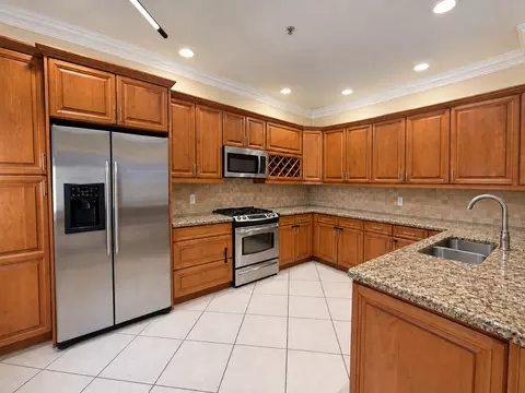 2900 NW 125th Ave #3-305, Sunrise, FL 33323