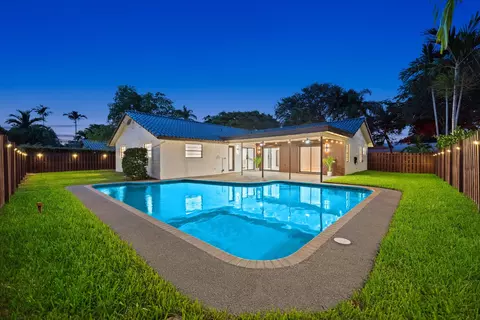 10742 NW 18th Ct, Coral Springs, FL 33071