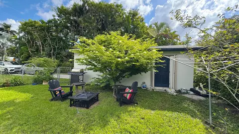 Exterior - 133 SE 2nd St, Dania Beach, FL 33004 photo 15 of 16