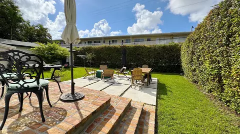 Exterior - 133 SE 2nd St, Dania Beach, FL 33004 photo 13 of 16