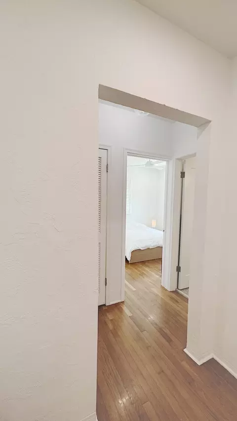 Entry Way - 133 SE 2nd St, Dania Beach, FL 33004 photo 2 of 2