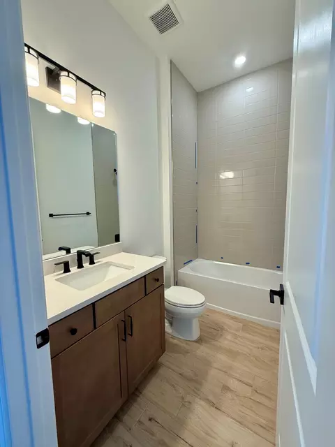 Bath - 10350 SW Highpointe Dr #112 ASHBY, Stuart, FL 34997 photo 3 of 3
