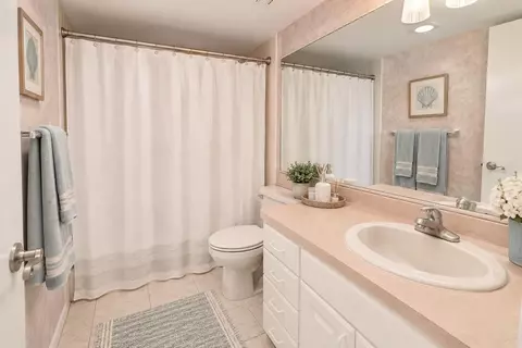 Bath - 5811 NE Gulfstream Way #4002, Stuart, FL 34996 photo 1 of 2