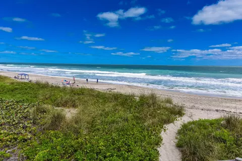 View/Area - 5811 NE Gulfstream Way #4002, Stuart, FL 34996 photo 3 of 6