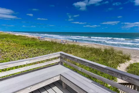 View/Area - 5811 NE Gulfstream Way #4002, Stuart, FL 34996 photo 2 of 6
