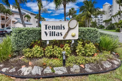 Exterior - 5811 NE Gulfstream Way #4002, Stuart, FL 34996 photo 8 of 9