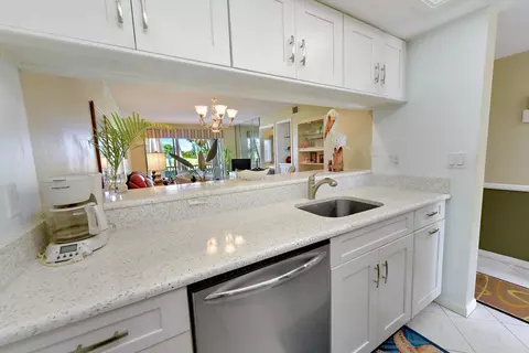 Kitchen - 5811 NE Gulfstream Way #4002, Stuart, FL 34996 photo 1 of 4