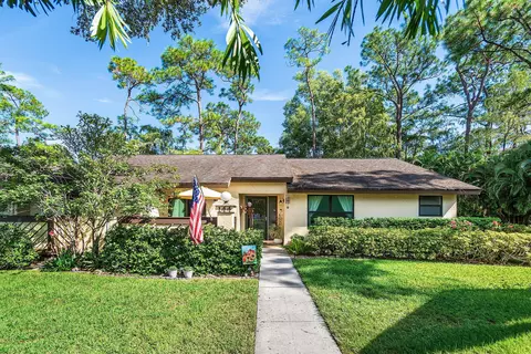 144 Karanda Ct, Royal Palm Beach, FL 33411