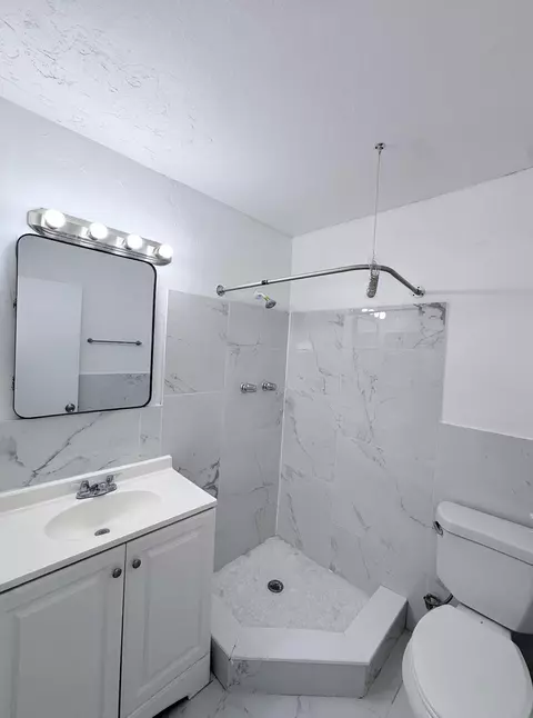 1280 NW 43rd Ter #107, Lauderhill, FL 33313