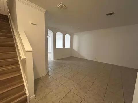 Living - 103 Lighthouse Cir #G, Tequesta, FL 33469 photo 1 of 3