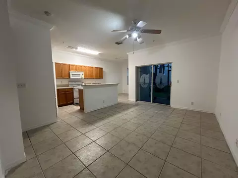 Living - 103 Lighthouse Cir #G, Tequesta, FL 33469 photo 3 of 3