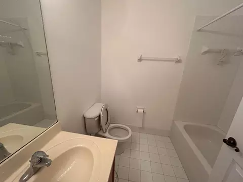 Bath - 103 Lighthouse Cir #G, Tequesta, FL 33469 photo 1 of 2