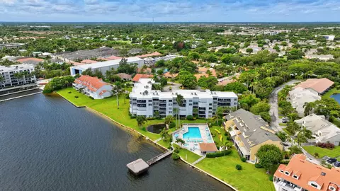 8200 Lakeshore Dr #2010, Hypoluxo, FL 33462