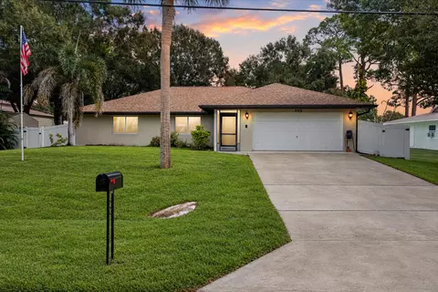 5112 Myrtle Dr, Fort Pierce, FL 34982