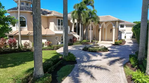10248 Heronwood Ln, West Palm Beach, FL 33412