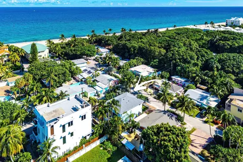 15 East Ave, Boynton Beach, FL 33435