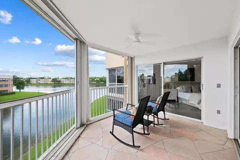 7361 Granville Dr #303, Tamarac, FL 33321