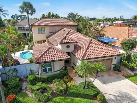 176 Orange Dr, Boynton Beach, FL 33436