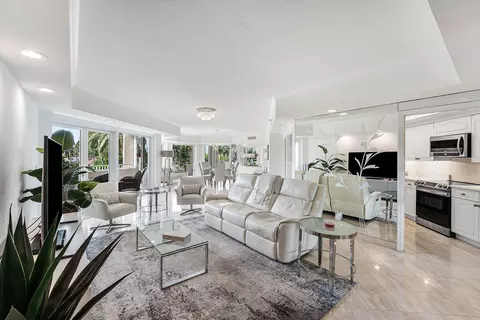 300 SE 5th Ave #3170, Boca Raton, FL 33432