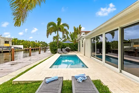2417 NE 19th Ave, Wilton Manors, FL 33305