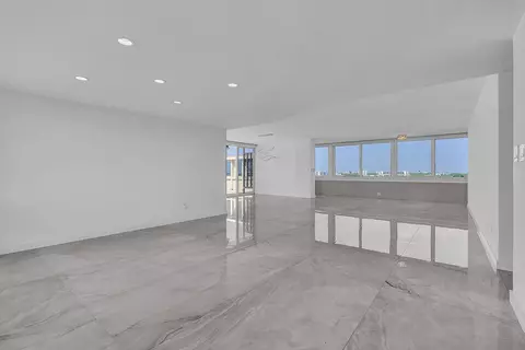 201 N Riverside Dr # 802, Pompano Beach, FL 33062