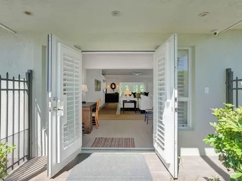 Entry Way - 3207 Dover Rd, Pompano Beach, FL 33062 photo 1 of 2