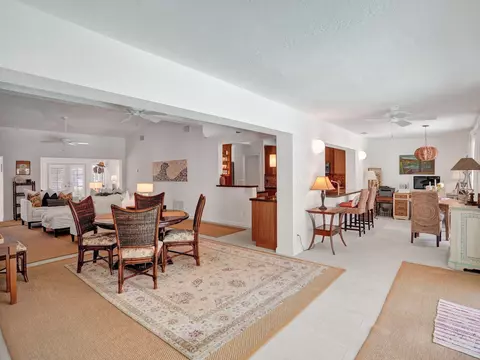 Dining - 3207 Dover Rd, Pompano Beach, FL 33062 photo 2 of 5