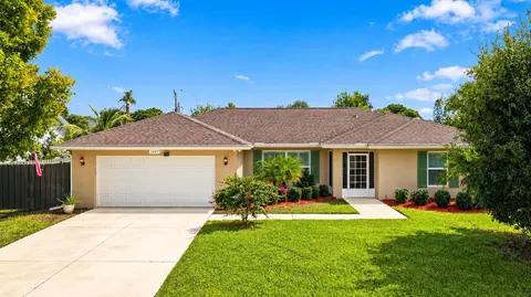 1697 SE Lorraine St, Port Saint Lucie, FL 34952