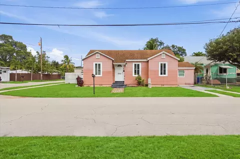1023 N 25th Ave, Hollywood, FL 33020