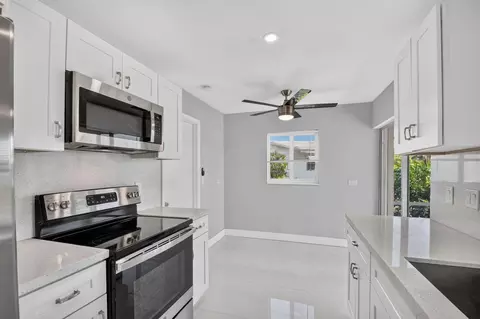 1404 SW 22nd Ave, Boynton Beach, FL 33426