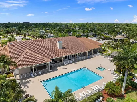 393 NW Boundary Dr, Port St Lucie, FL 34986