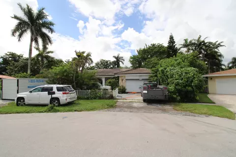 16670 Westwood Ln, Weston, FL 33326