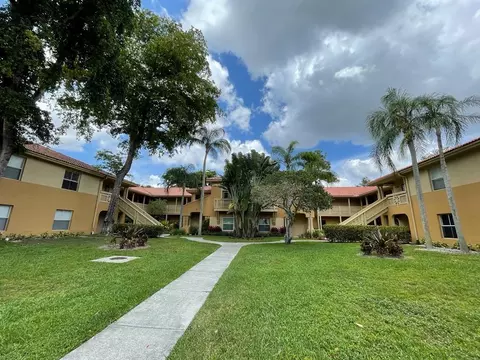4783 Via Palm Lks #104, West Palm Beach, FL 33417